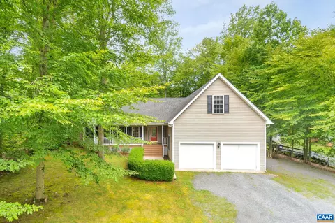 8 Adrian Ct, Palmyra, VA 22963 photo 6