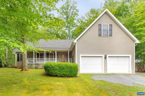 8 Adrian Ct, Palmyra, VA 22963 photo 4