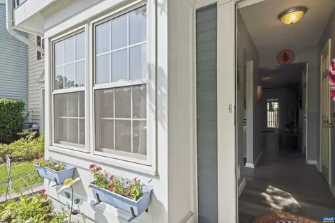 14763 Basingstoke Loop, Centreville, VA 20120 photo 5