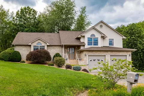 129 Willow Dr, Dayton, VA 22821 photo 2