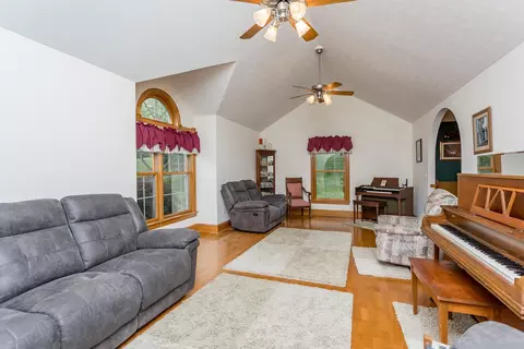 129 Willow Dr, Dayton, VA 22821 photo 8