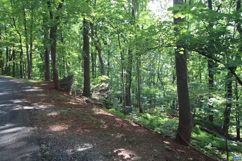 680 Crawfords Climb, Nellysford, VA 22958