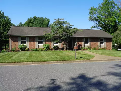 33 Tamela Ct, Harrisonburg, VA 22801