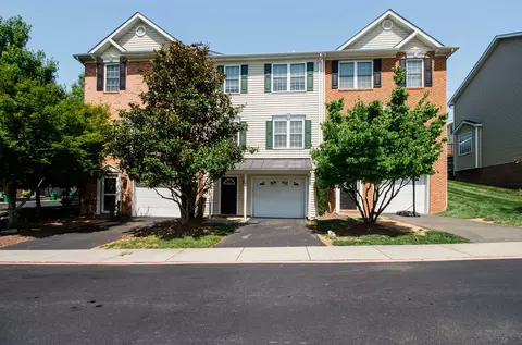 1430 Mountain Spring Ln, Harrisonburg, VA 22801
