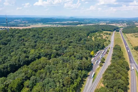 14731 Quartermile Rd, Timberville, VA 22853