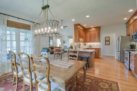 24 Old Oak Dr, Stuarts Draft, VA 24477 photo 18