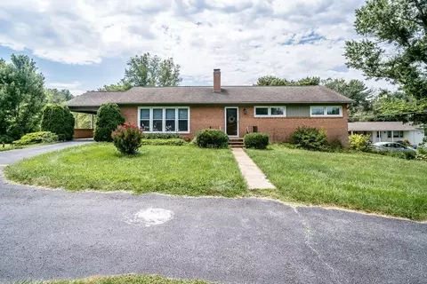 3114 Shen Lake Dr, Harrisonburg, VA 22801