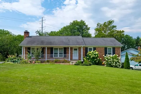 1439 East Ct, Harrisonburg, VA 22801