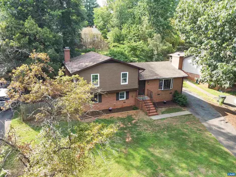 1322 Oak Tree Ln, Charlottesville, VA 22901