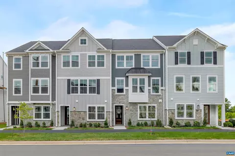 1246 Laconia Ln, Charlottesville, VA 22911