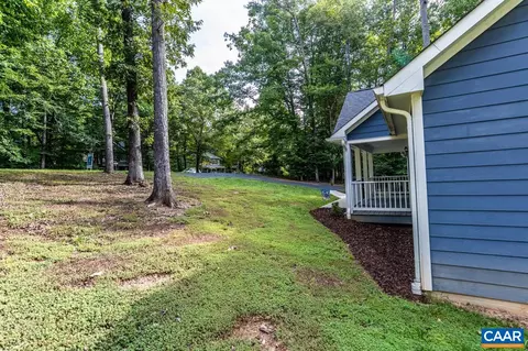 45 E Point Rd, Palmyra, VA 22963 photo 5