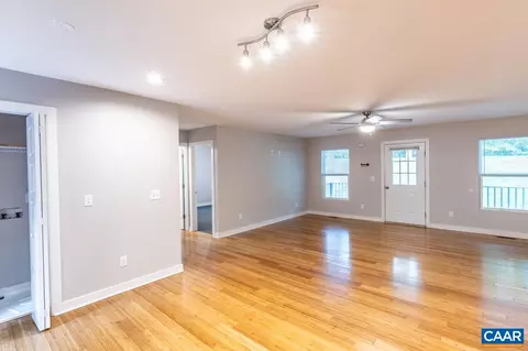 45 E Point Rd, Palmyra, VA 22963 photo 33