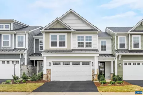 876 Arboleda Dr, Crozet, VA 22932