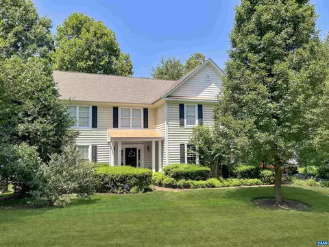 998 Dunlora Dr, Charlottesville, VA 22901