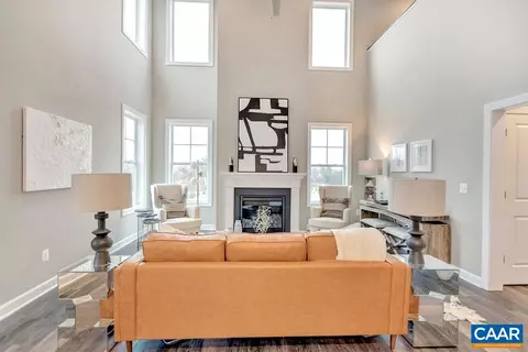 8 Pine Shadow Ct, Troy, VA 22974 photo 5