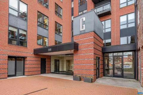 200 Garrett St #402, Charlottesville, VA 22902