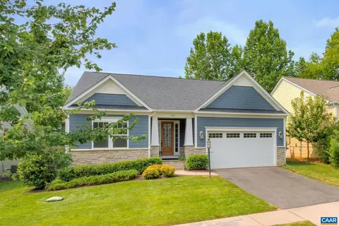 1287 Penfield Ln, Charlottesville, VA 22901