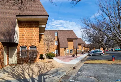1111 Reservoir St # A, Harrisonburg, VA 22801
