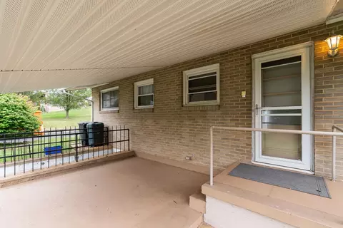 102 Devon Rd, Staunton, VA 24401 photo 9