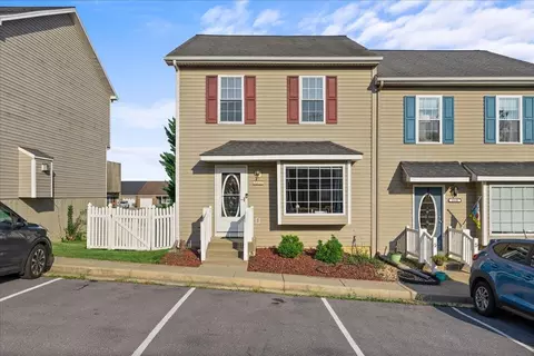 3332 Impression Ct, Harrisonburg, VA 22801