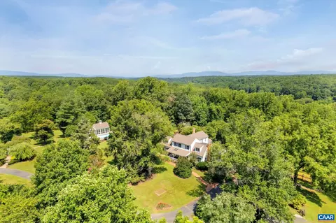 767 Thomas Farm Ln, Palmyra, VA 22963