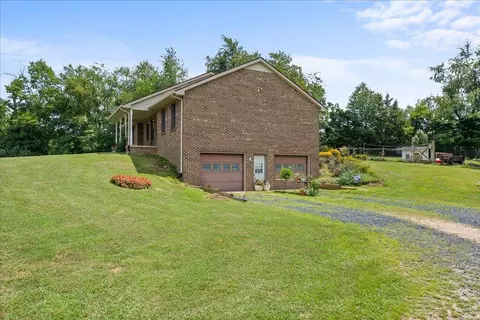 47 Lofton Rd, Raphine, VA 24472 photo 12