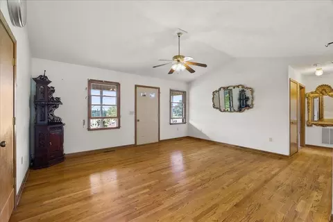 47 Lofton Rd, Raphine, VA 24472 photo 17