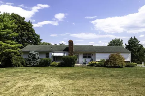 355 S Sunset Dr S, Broadway, VA 22815