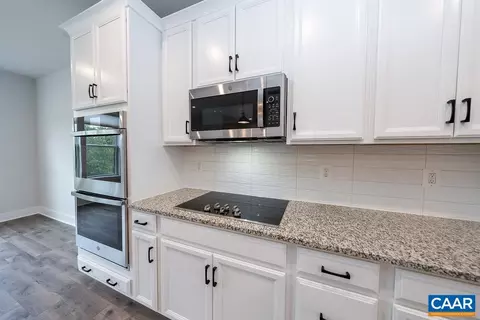 652 Noush Ct #B, Charlottesville, VA 22911 photo 8