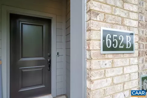 652 Noush Ct #B, Charlottesville, VA 22911 photo 3
