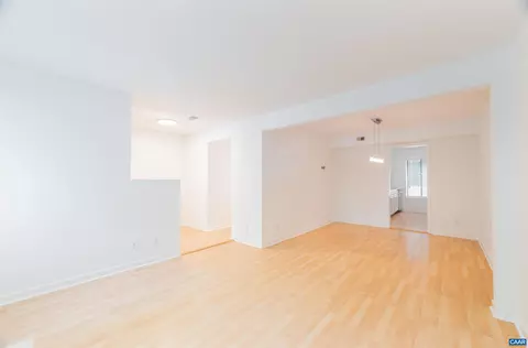 972 Sutton Ct, Charlottesville, VA 22901