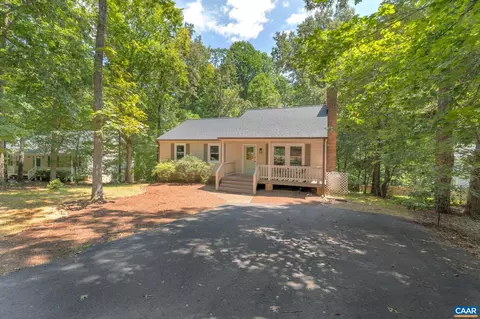 3 Roadview Ter, Palmyra, VA 22963 photo 2