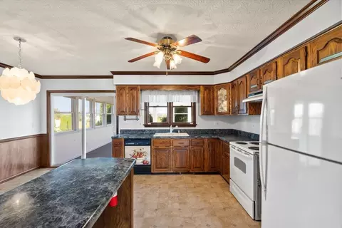 6910 Ida Rd, Stanley, VA 22851 photo 14