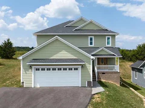117 Chamberlain Dr, Staunton, VA 24401