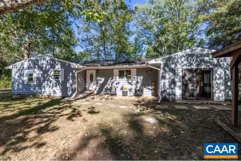 2093 Meander Run Rd, Locust Dale, VA 22948
