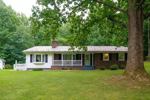 1046 Jerusalem Chapel Rd, Churchville, VA 24421