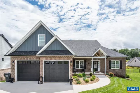 1089 Glenbrooke Dr, Lynchburg, VA 24503