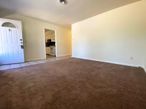 340 Pine Ave, Waynesboro, VA 22980 photo 4