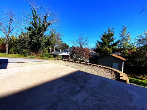 340 Pine Ave, Waynesboro, VA 22980 photo 58
