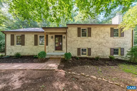 302 Burr Oak Rd, Lynchburg, VA 24502