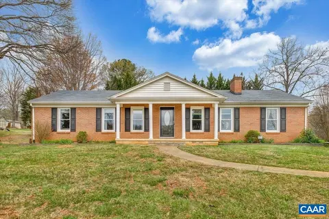 113 Valleyview Dr, Madison Heights, VA 24572