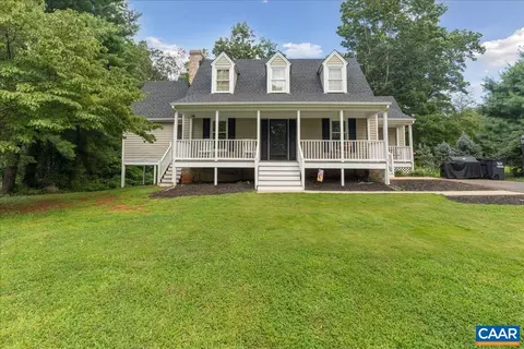 201 Camden Dr, Madison Heights, VA 24572