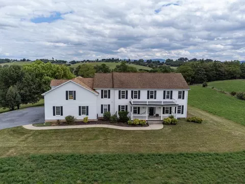 2266 Eversole Rd, Harrisonburg, VA 22802