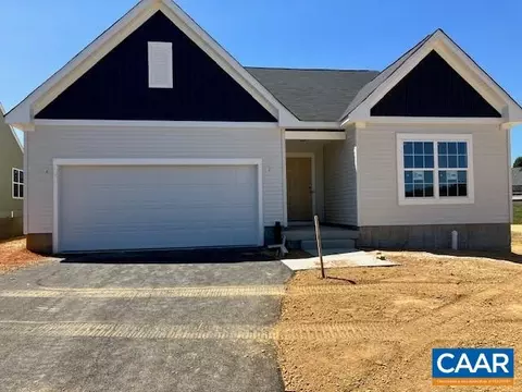 208 Overview St, Waynesboro, VA 22980
