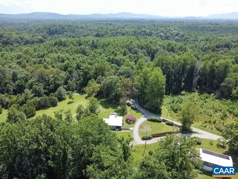2591 Pea Ridge Rd, Charlottesville, VA 22901