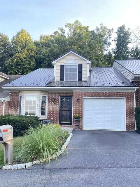 174 Emerald Dr, Harrisonburg, VA 22801