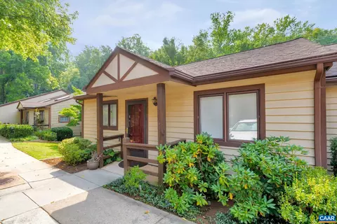 1305 Branchlands Dr, Charlottesville, VA 22901
