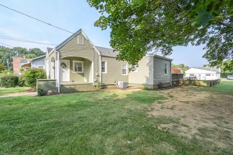 285 N Augusta Ave N, Waynesboro, VA 22980