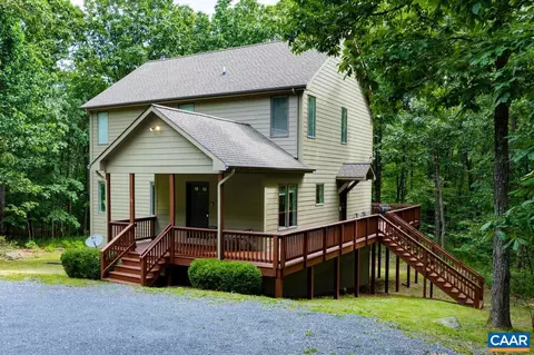 10 N Rock Tree Ln, Wintergreen, VA 22967