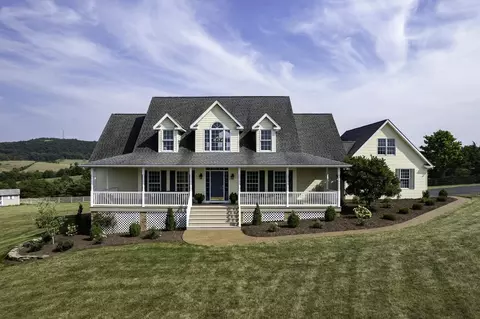 10308 Bonny Brae Ln, Broadway, VA 22815